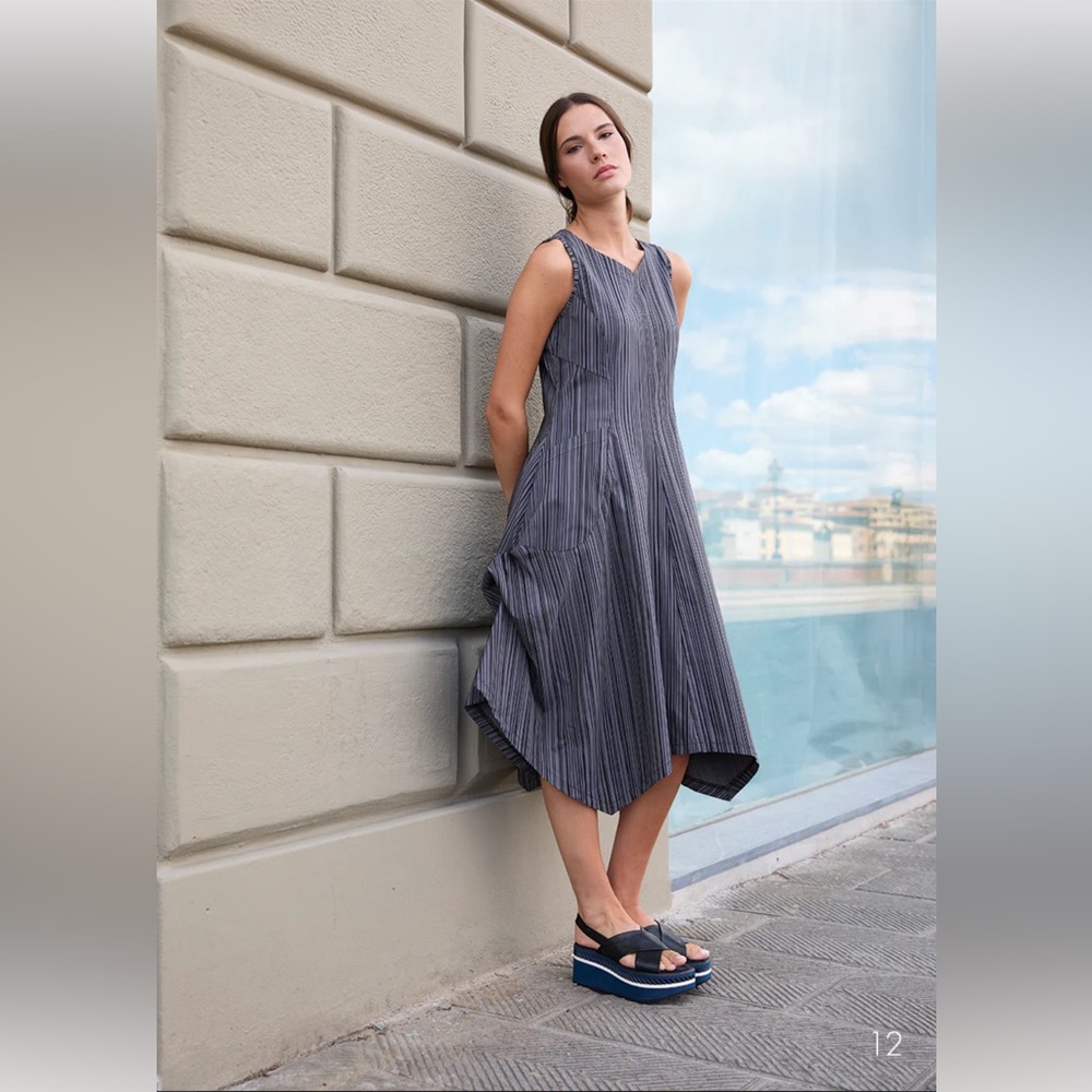 Porto San Francisco Tank grey Flare Mesh Accent in  L